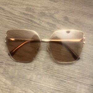 Stylish Gold Sunglasses for Women